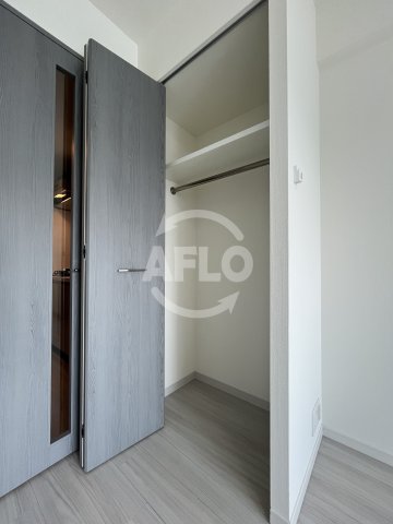 収納　LaDouceur江坂II　クローゼット