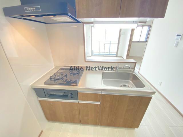 キッチン　同型反転タイプ　現況優先