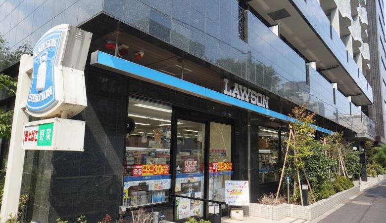 コンビニ　ローソン三田一丁目店（コンビニ）まで4m