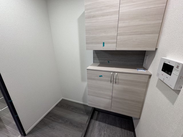 玄関　※１階のお部屋のお写真です※