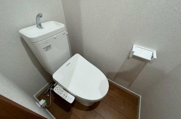 トイレ　同シリーズ産興写真