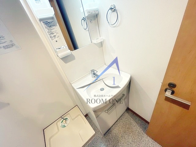 洗面設備　洗面台です。