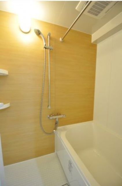 バス・シャワールーム　バス