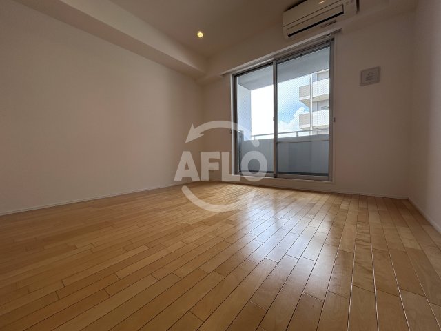 居室・リビング　レジディア江坂　洋室