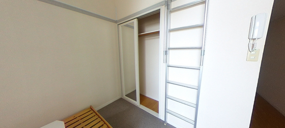 収納　※別部屋の写真です