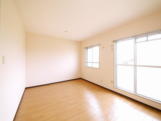 その他部屋・スペース　使い勝手のいい洋室です