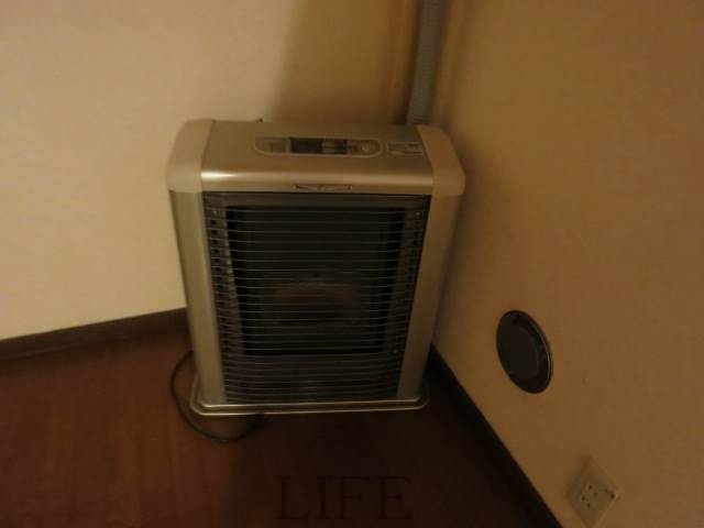 その他設備　ストーブ