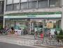 コンビニ　ファミリーマート豊崎二丁目店（コンビニ）まで131m