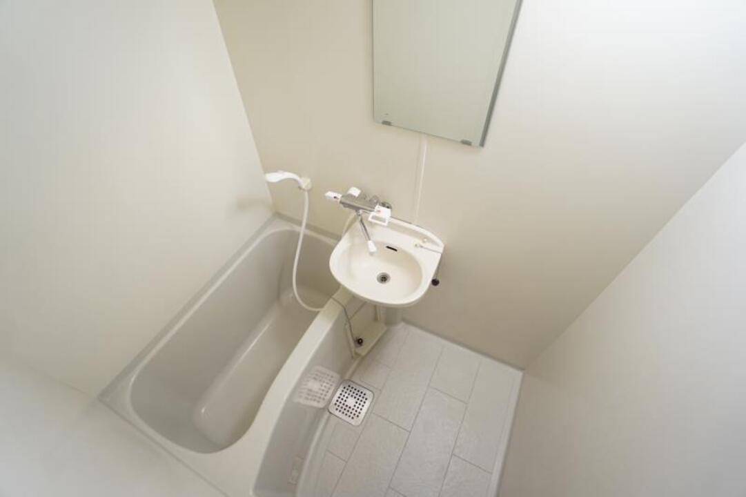 バス・シャワールーム　浴室