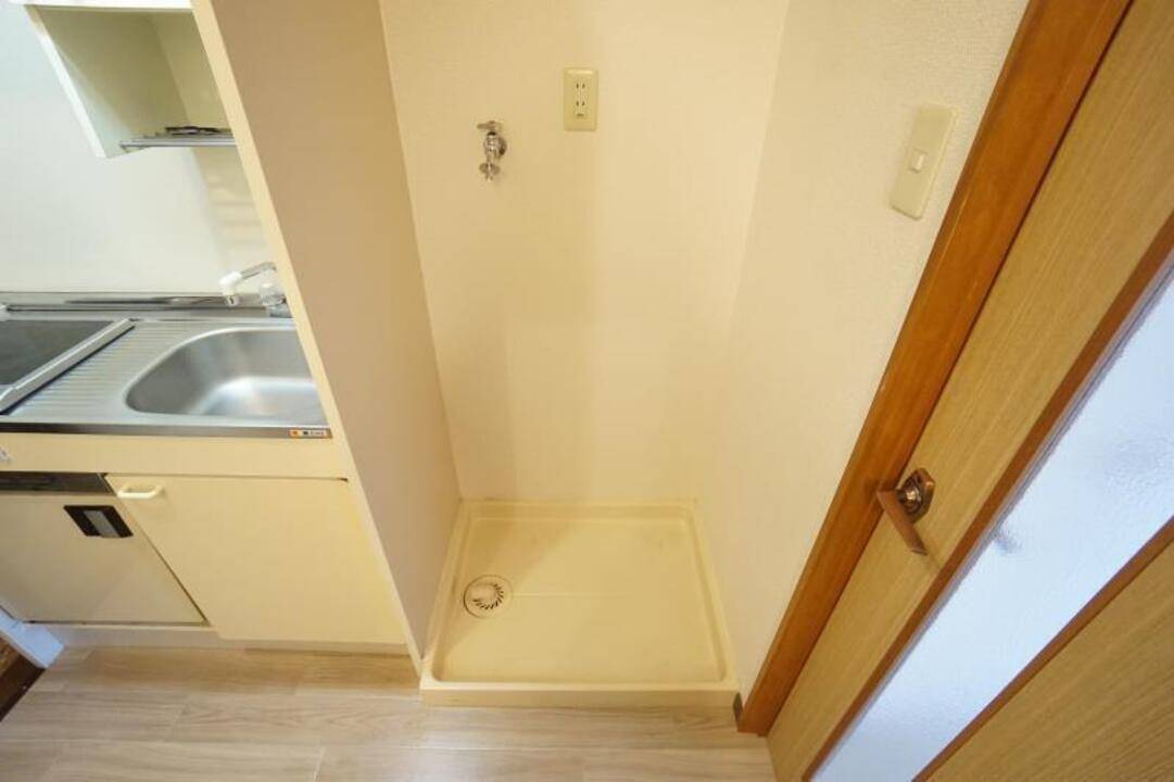 洗面設備　洗濯機置場