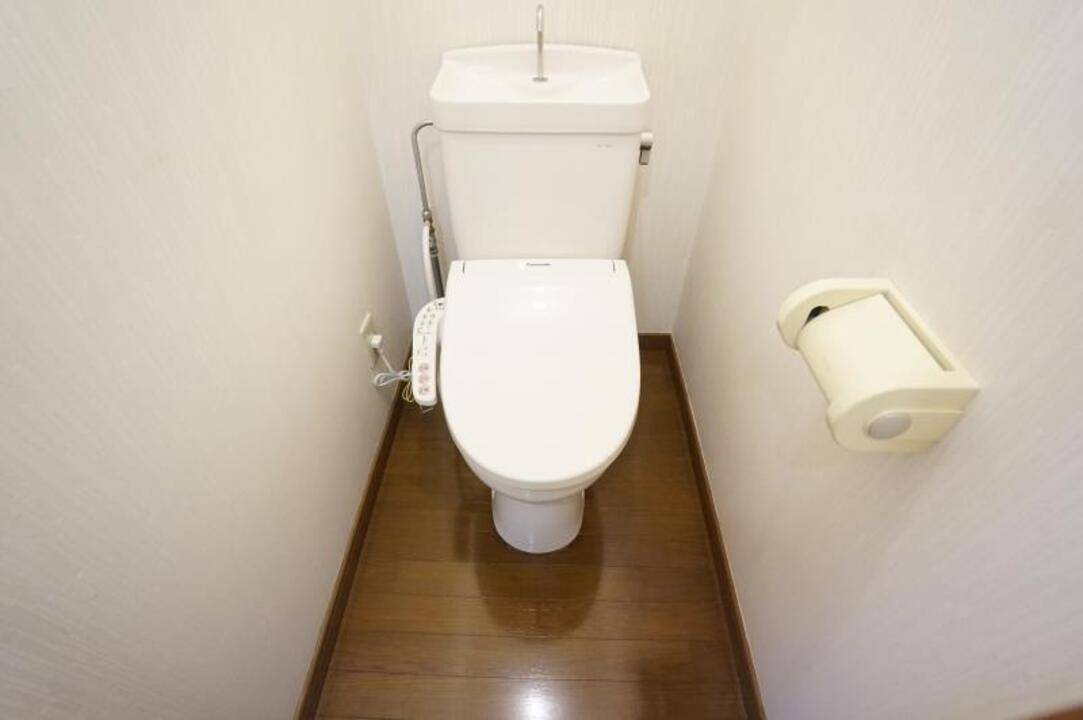 トイレ　トイレ