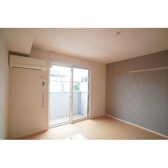 居室・リビング　※同仕様、別の部屋の写真です