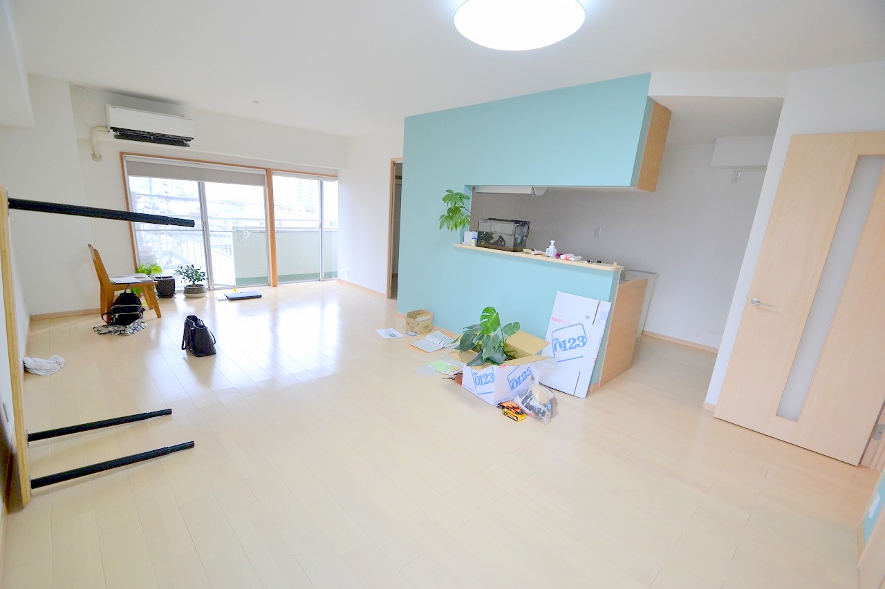 居室・リビング　■20帖越えのリビングです☆