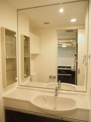 洗面設備　※参考写真