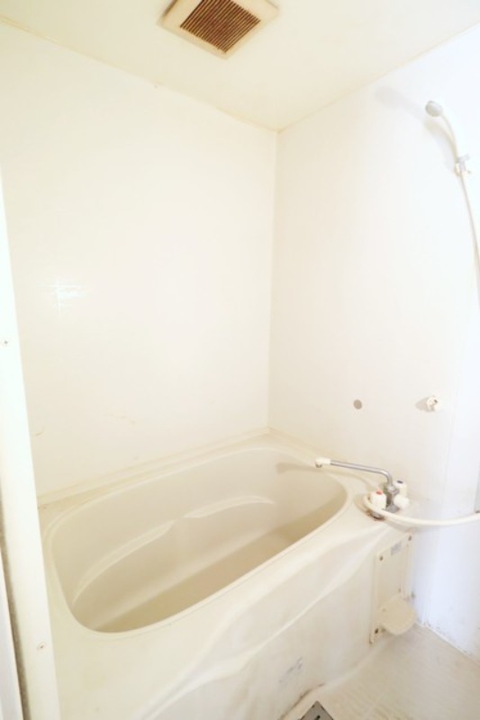 バス・シャワールーム　図面と現状に相違がある場合には現状を優先