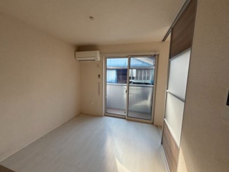 居室・リビング　図面と現状に相違がある場合には現状を優先