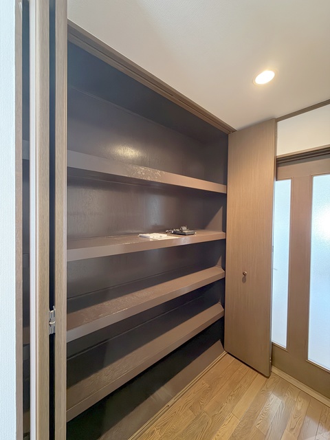 収納　室内をスッキリと見せることができる。充実収納です♪♪