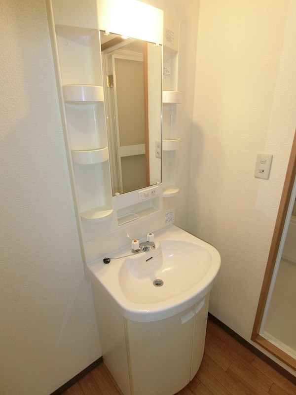 洗面設備　同仕様写真