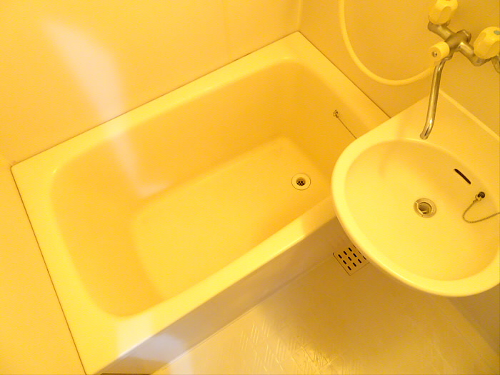 バス・シャワールーム　ゆったり過ごせるお風呂です