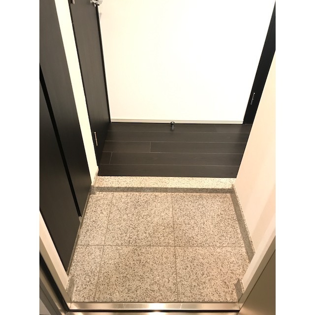 玄関　参考写真