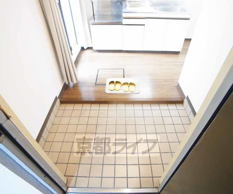 玄関　２ＤＫ２号室タイプ