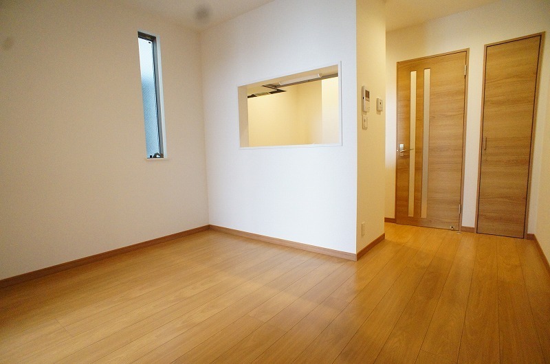 居室・リビング　同型仕様