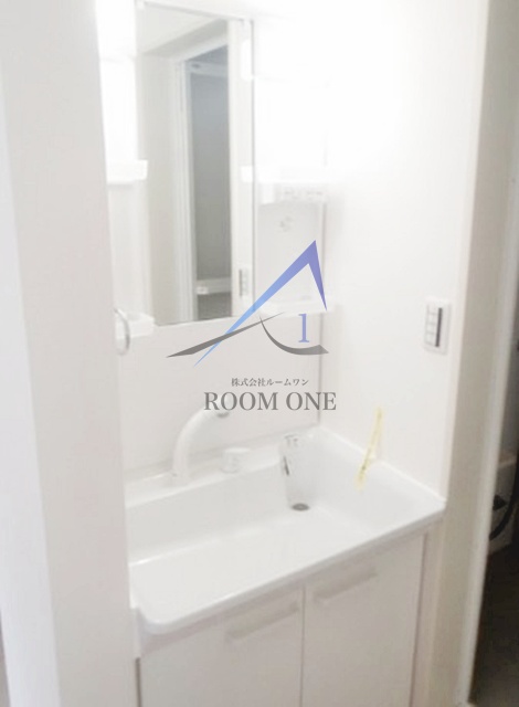 洗面設備　洗面台です。