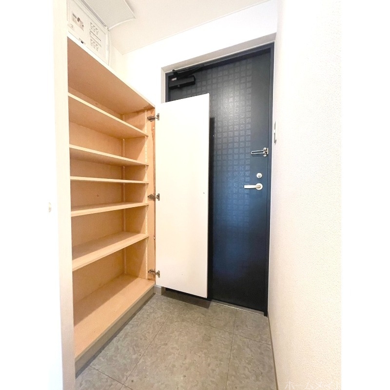 収納　洗濯機置場