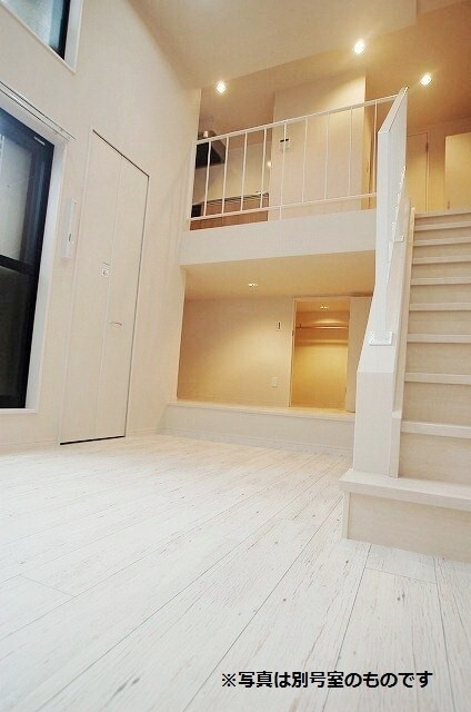 居室・リビング　メゾネットタイプ