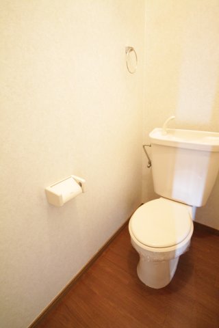 トイレ　※温水洗浄便座新設されます★