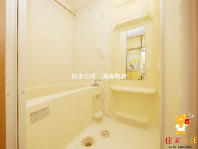 バス・シャワールーム　「見た目じゃなく、心に“しっくりくる”を大切に。」