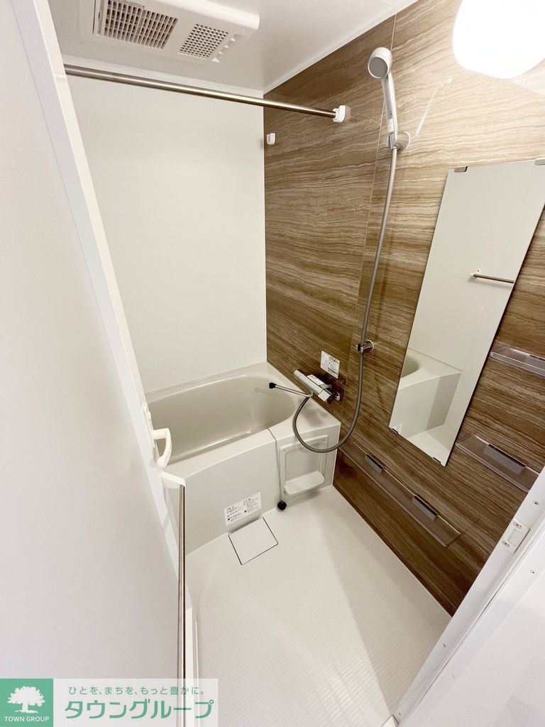 バス・シャワールーム　★タウンハウジング目黒店取り扱い物件★