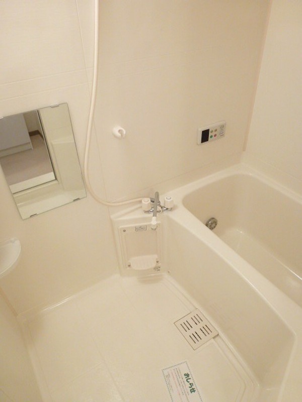 バス・シャワールーム　図面と現状に相違がある場合には現状を優先