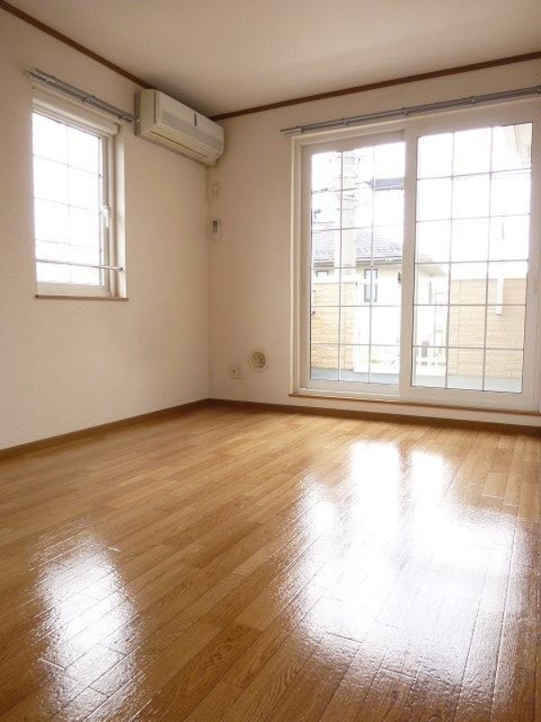 居室・リビング　図面と現状に相違がある場合には現状を優先