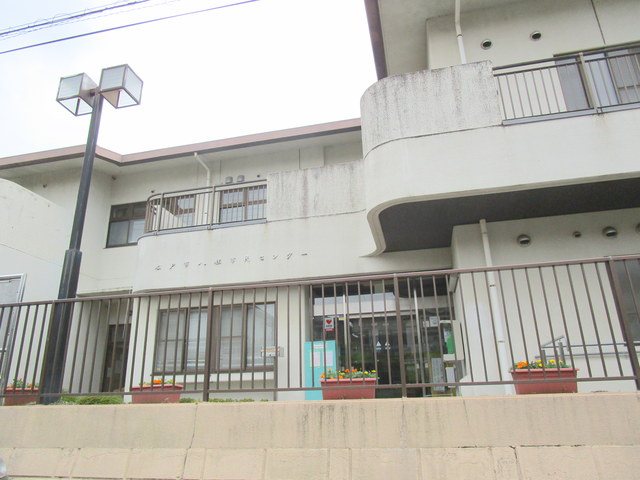 図書館　松戸市立図書館八柱分館（図書館）まで1001m