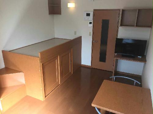 その他部屋・スペース　ベッド下には大きな収納スペースがあります