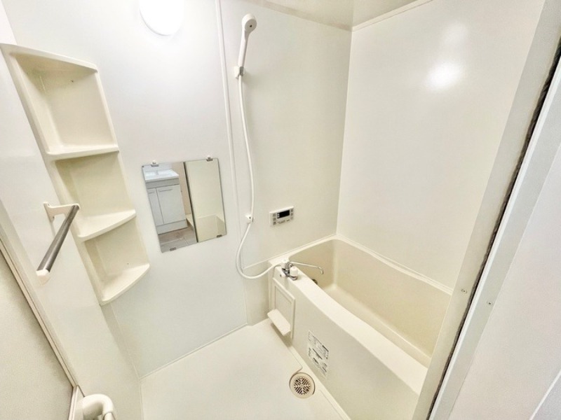 バス・シャワールーム　図面と現状に相違がある場合には現状を優先