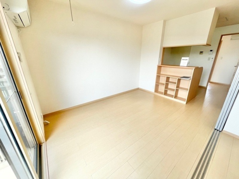 居室・リビング　図面と現状に相違がある場合には現状を優先