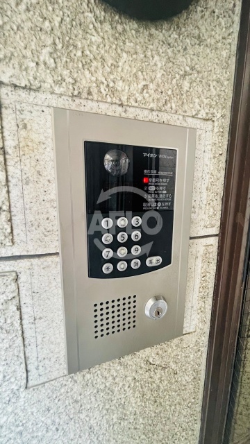 セキュリティ　日宝ロイヤルハイツ桑津　オートロック