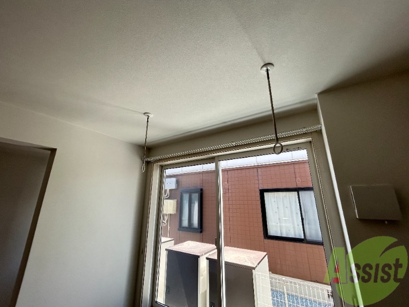 バルコニー　バルコニーはございませんが、洗濯物干す設備がございました。