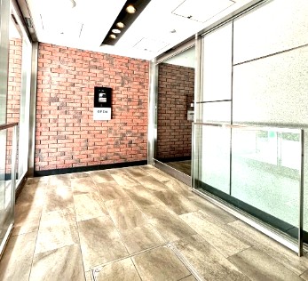 エントランス　共用部分も大変綺麗★