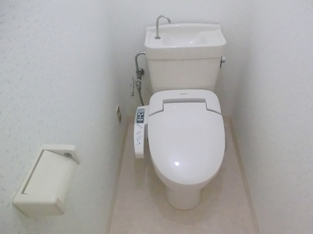 トイレ　トイレデス(^O^)