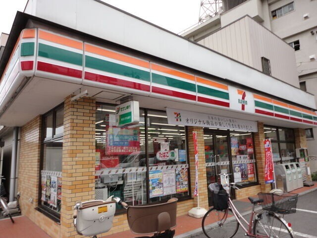 コンビニ　セブンイレブンさいたま堀崎町店（コンビニ）まで390m