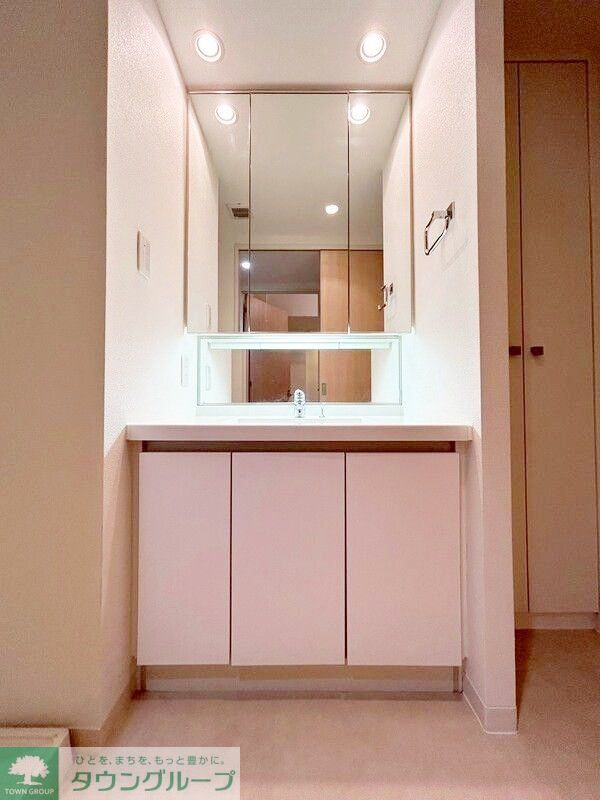 洗面設備　お部屋探しは株式会社　タウンハウジング　までお気軽にお問合…