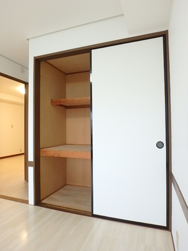 収納　図面と現状に相違がある場合には現状を優先