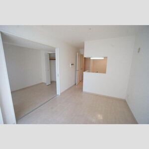 居室・リビング　★南向き角部屋！★ペット相談可能！敷金礼金仲介手数料不要