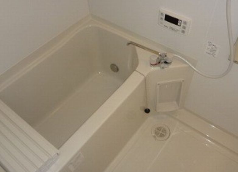 バス・シャワールーム　お風呂で日々の疲れを落としましょう