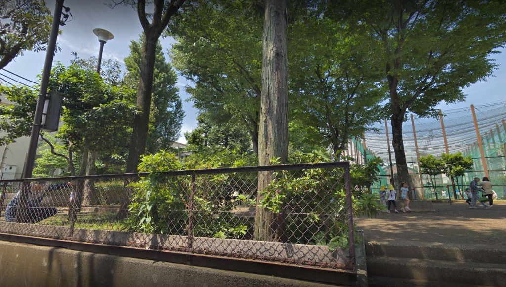 公園　方南中央公園（公園）まで777m