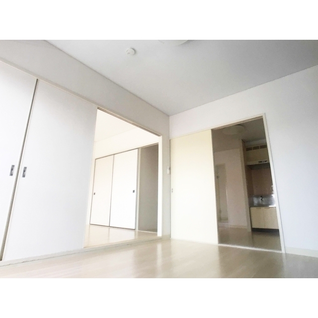 居室・リビング　使いやすい居間です