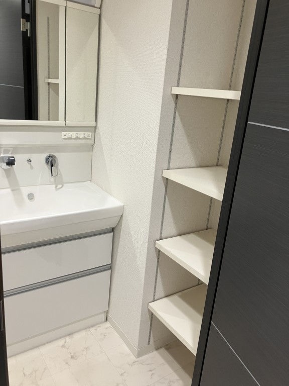 洗面設備　エルヴィータ駅南